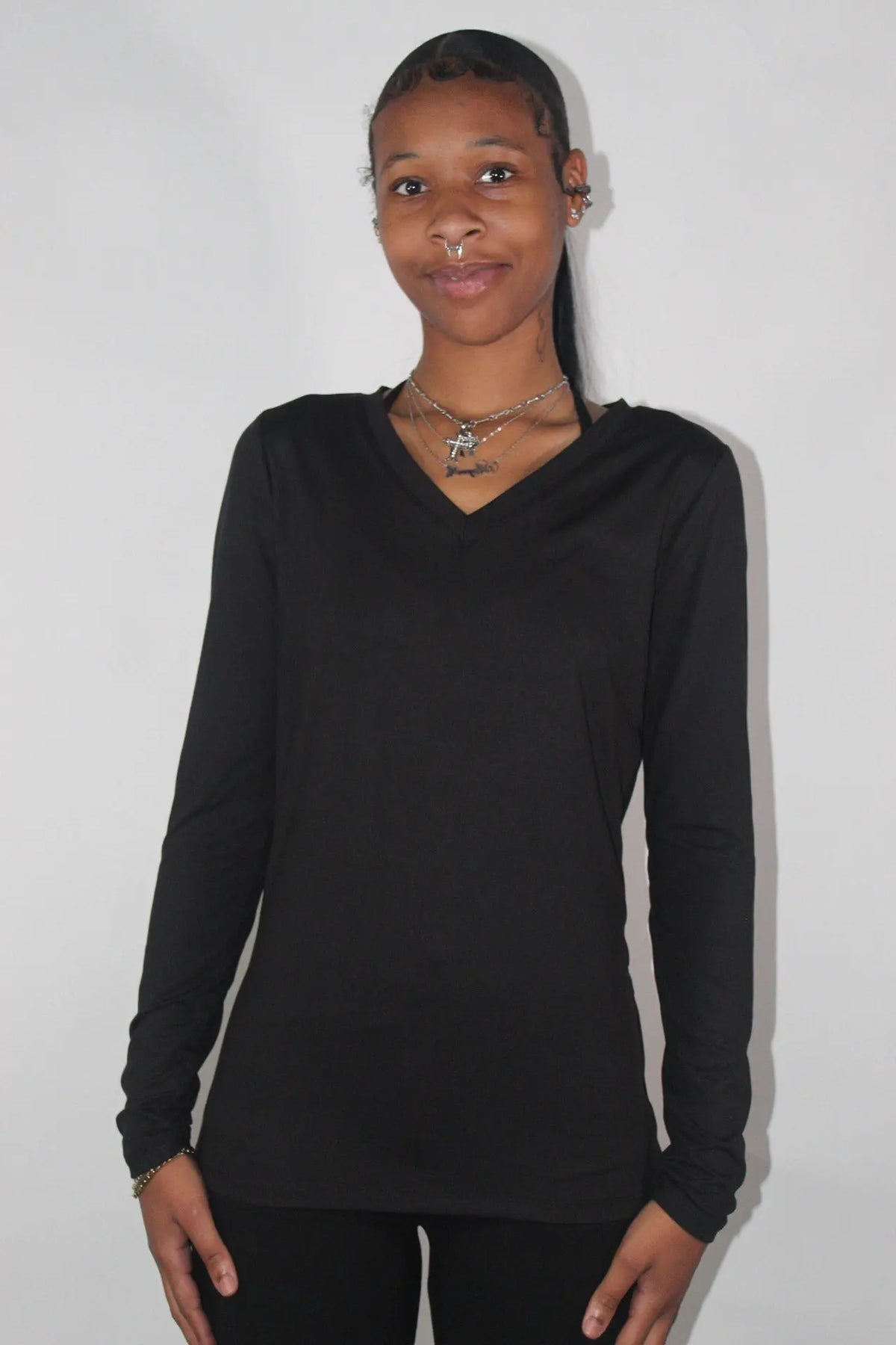 Brushed Microfiber Long Sleeve V-Neck - QueenzReign